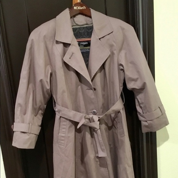 London Fog Trench coat - Picture 2 of 4